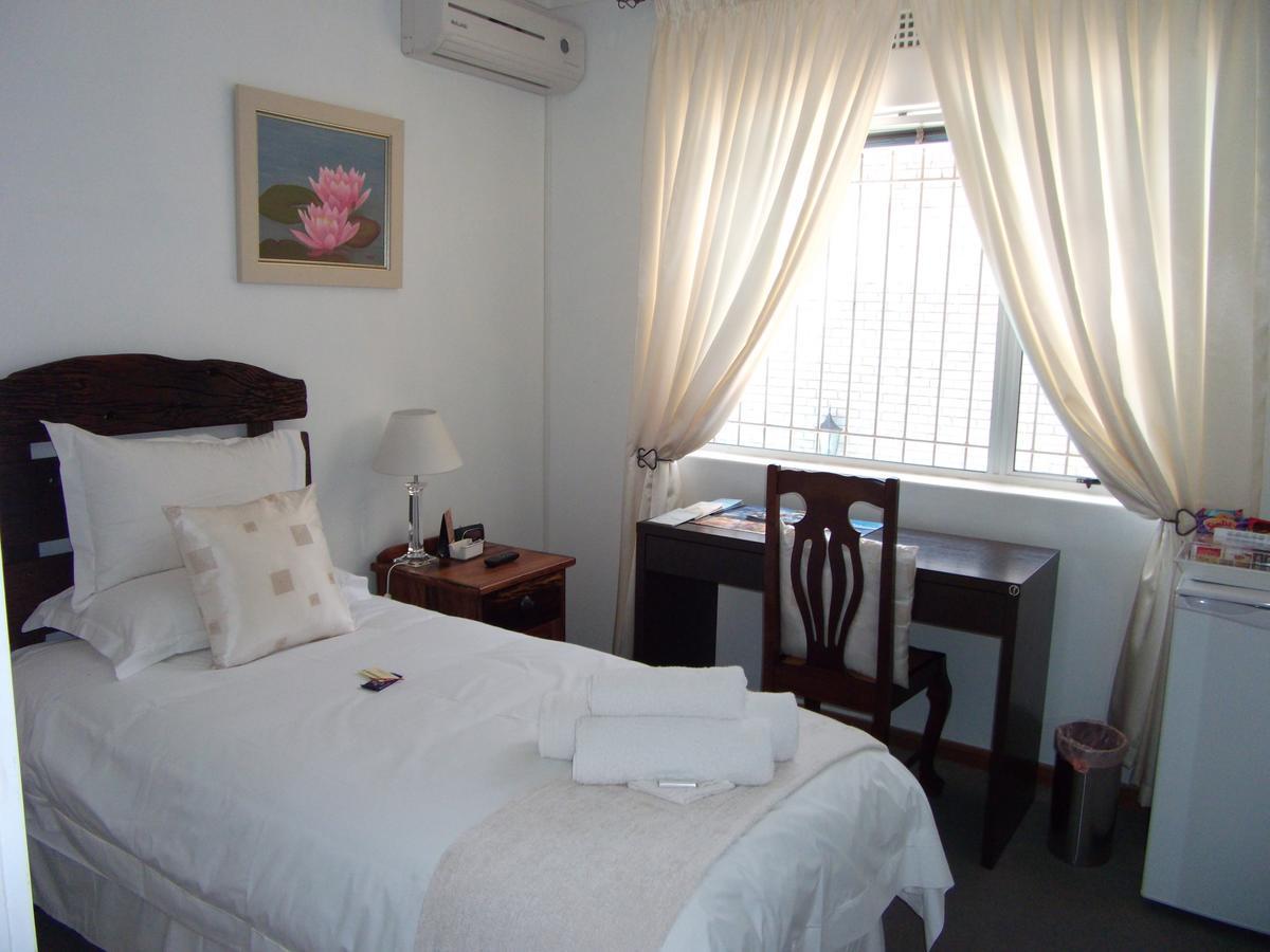 Scorpio Guest House Vredenburg Zewnętrze zdjęcie